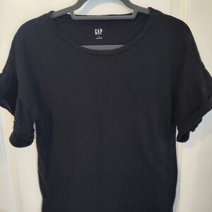 GAP Black Short Sleeve Crewneck Tee
